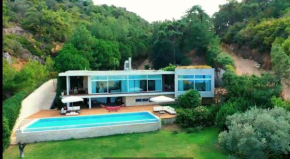 Glorious Villa With Jacuzzi, Sauna and Private Pool in Bodrum, Mugla